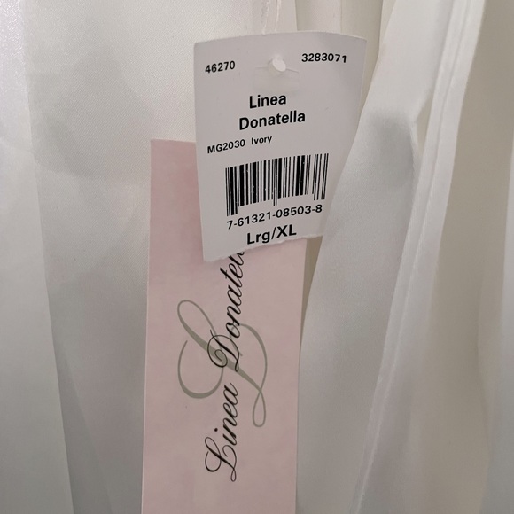 Midnight Short Wrap Robe - Picture 8 of 9